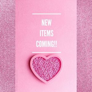 New Items COMING! Open to Offers!💕🍒